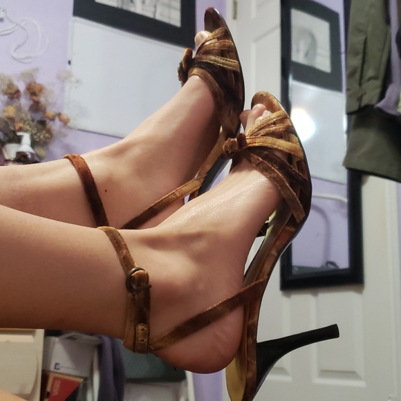 Bandolino Golden Velvet Strappy Heels - Picture 7 of 16
